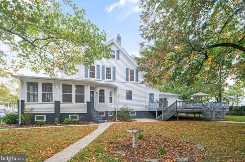 106 Melrose Ave, Camden, NJ 08108-2406