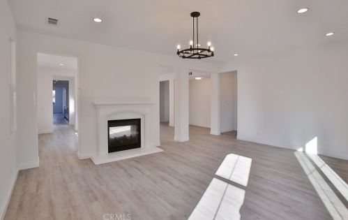 7796 Spring Hill St, Chino CA  91708-7606 exterior