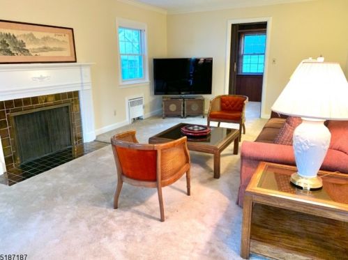 60 King St, Industrial Hillside NJ  07205-3023 exterior