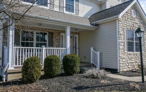 1806 Chiprock Dr, Marysville, OH 43040-8027