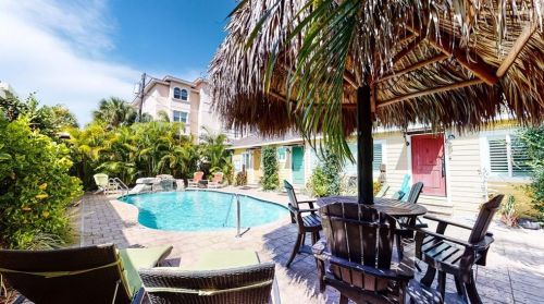 13354 Gulf Blvd, Saint Petersburg, FL 33708-2586