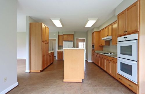 450 Wilderness Rd, Marysville OH  43040-5570 exterior