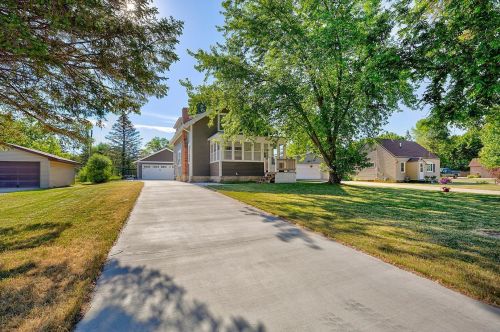 402 Main St, Medford, MN 55049-9522