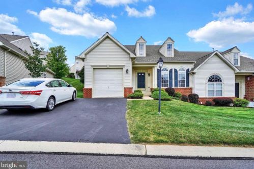 230 Fairmount Ct, Shrewsbury, PA 17361-1537