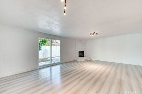 4747 Kaviland Ave, Fresno CA  93725-1716 exterior