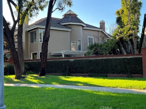 6175 Laguna Ct, Long Beach, CA 90803-4812