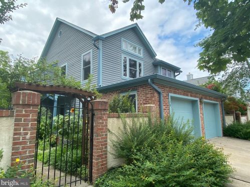 19 Stonebridge Ln, Princeton, NJ 08540-7092