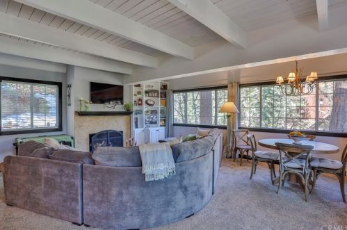 244 Fairway Dr, Lake Arrowhead, CA