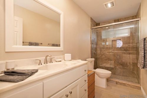 16035 Avenida Lamego, San Diego CA exterior