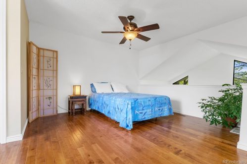 212 Nome St, Denver CO 80014-1850 exterior