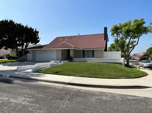 19815 Newbridge Cir, Walnut CA  91789-3431 exterior