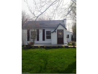 1323 360th St, Willoughby, OH 44095-3132