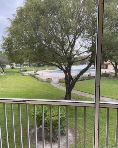 13300 1st St, Hollywood FL  33027-1620 exterior