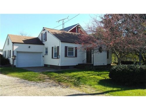 2590 Pigeon Run Rd, Massillon, OH 44647-9703