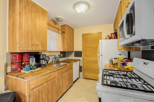 15373 Laguna Ave, Lake Elsinore CA  92530-1513 exterior