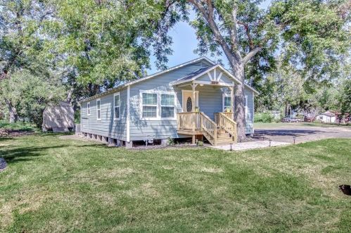 2317 Fulton St, Dinsmore, TX 77488-2533
