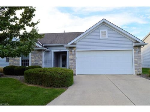 122 Gleneagle Dr, Elyria, OH 44035-8307