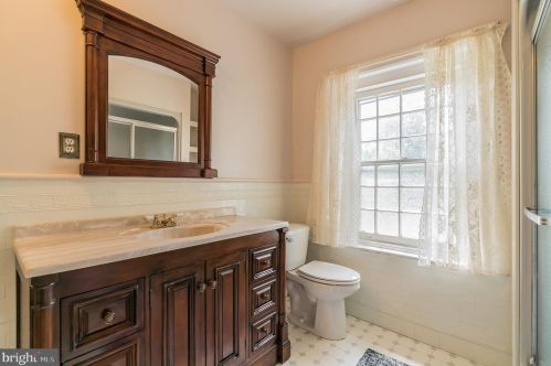 401 College Ave, Haverford PA  19041-1009 exterior