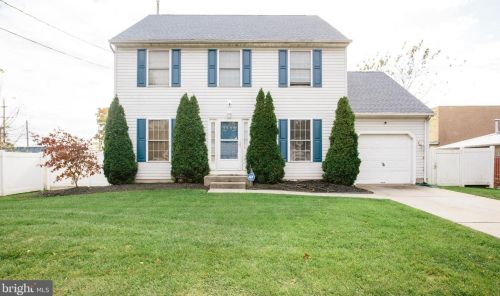 8980 Wyndam Rd, Camden, NJ 08110-1148