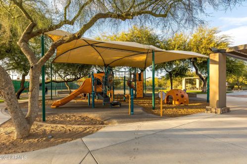 15817 104 Pl, Scottsdale AZ 85255-1973 exterior