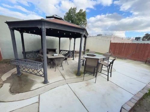 2829 Park Pl, Modesto CA  95350-0243 exterior