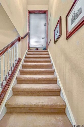 1422 Dolph Cir, Ormond Beach FL 32174-2891 exterior