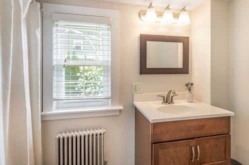 31 Houghton St, Woburn MA  01801-3515 exterior