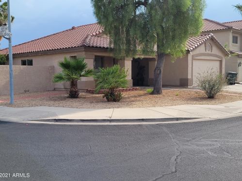 9305 Coolidge St, Phoenix, AZ 85037-1305