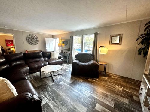 36 Cedar St, Hinsdale NH  03451-2427 exterior