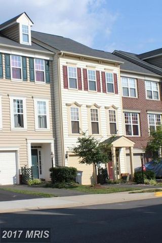 9149 Ribbon Falls Loop, Bristow, VA 20136-6125
