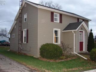 67 Marion St, Lykens, OH 44818-9230