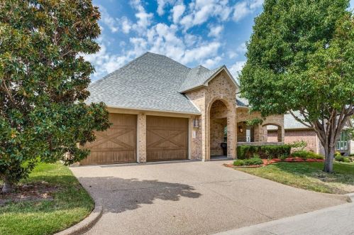 1200 Gabriel Ln, Fort Worth, TX 76116-1636