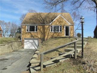 2810 Clearview Dr, Glenshaw, PA 15116-1541