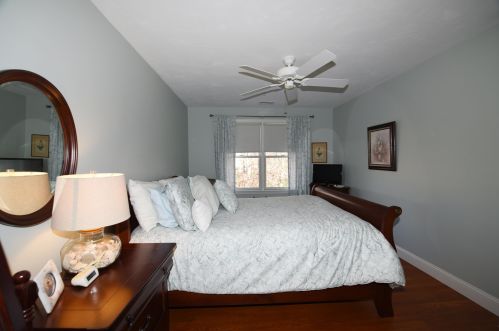 18 Chadwick Ct, Mashpee MA 02649-2892 exterior