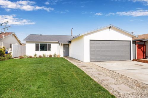 1217 223rd St, Torrance, CA 90502-2252