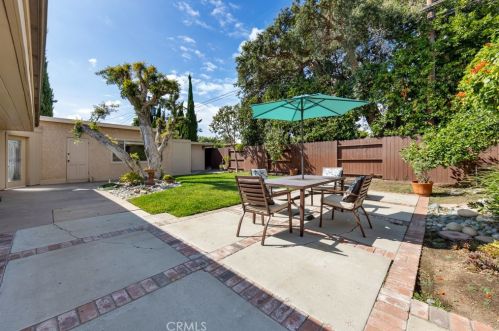 4425 Walnut Ave, Long Beach CA  90807-2524 exterior