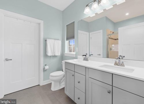 935 Robinson Rd, Blackbird DE  19734 exterior