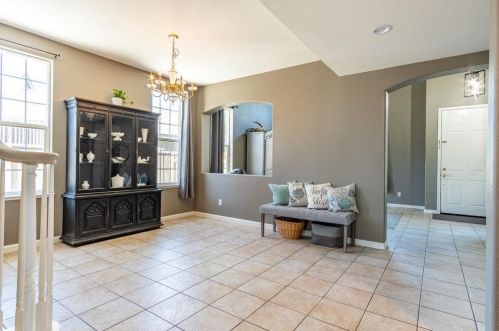 1940 Morning Glory Dr, Hollister CA  95023-7622 exterior