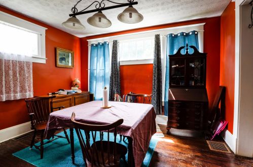 838 Locust Ave, Zanesville OH  43701-2414 exterior