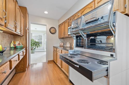 1128 Knowlton Rd, Bellefontaine OH  43311-2908 exterior