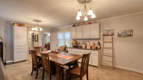 10272 Frd Rd, Cambridge OH  43725-9521 exterior
