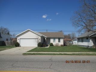 2010 Lincolnway, Mishawaka, IN 46544-3102