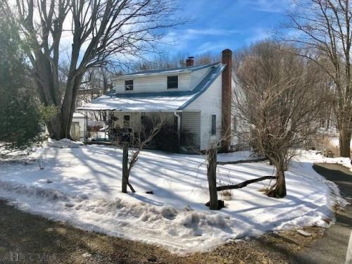 109 Old Quaker Church Rd, Fishertown, PA 15539-9704