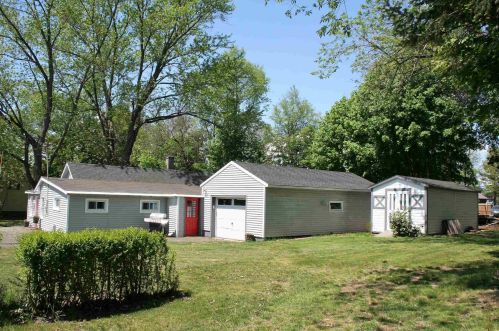 12 2nd St, Unity NH  03773-2101 exterior