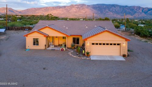 3440 Maxim Pl, Tucson, AZ 85739-9377