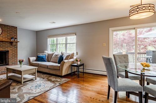 1048 Ryans Run, Boothwyn PA  19060-4411 exterior