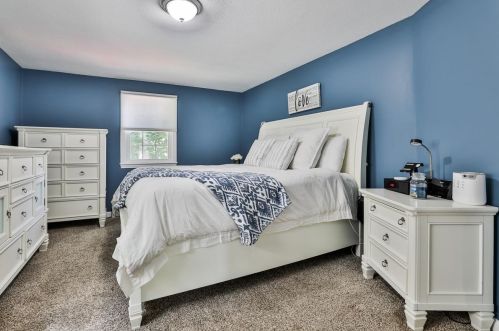 3 Trina Rd, Salem NH  03079-2077 exterior