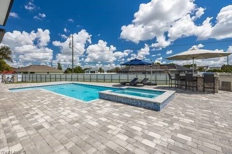 217 10th Pl, Cape Coral, FL 33909-2672