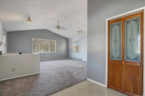 447 Clove Rd, Monroe NY  10950-4753 exterior