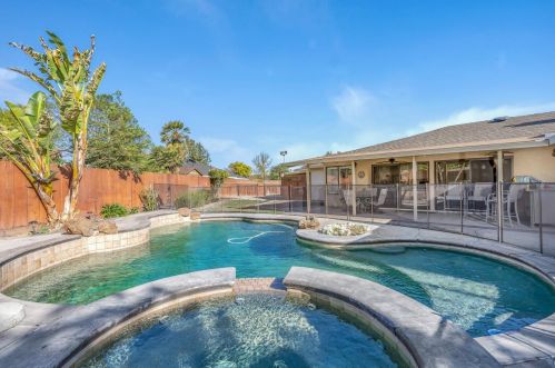 1047 Tyler Ave, Los Banos CA 93635-4839 exterior